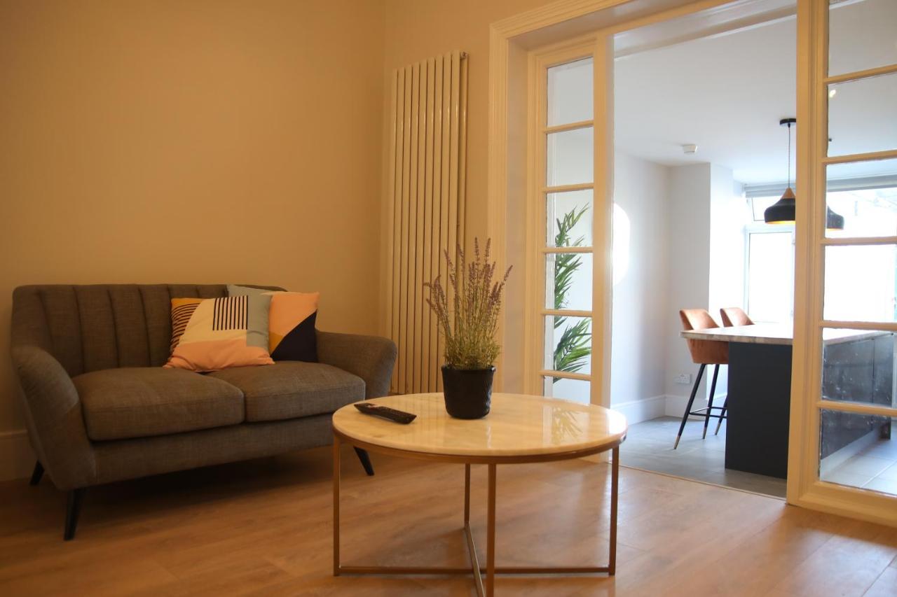 Crawford House- Scholarlee Living Apartments Корк Екстер'єр фото